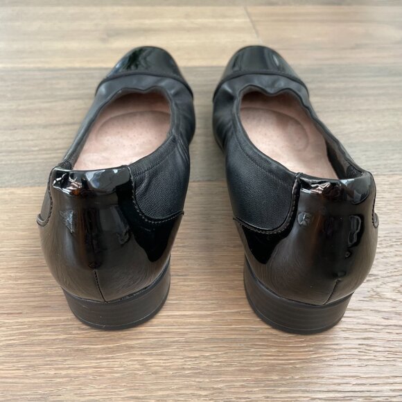 Clarks Collection Ultimate Comfort Slip On 1" Heel Patent Toe Shoes Black Sz 8.5 - Picture 5 of 10